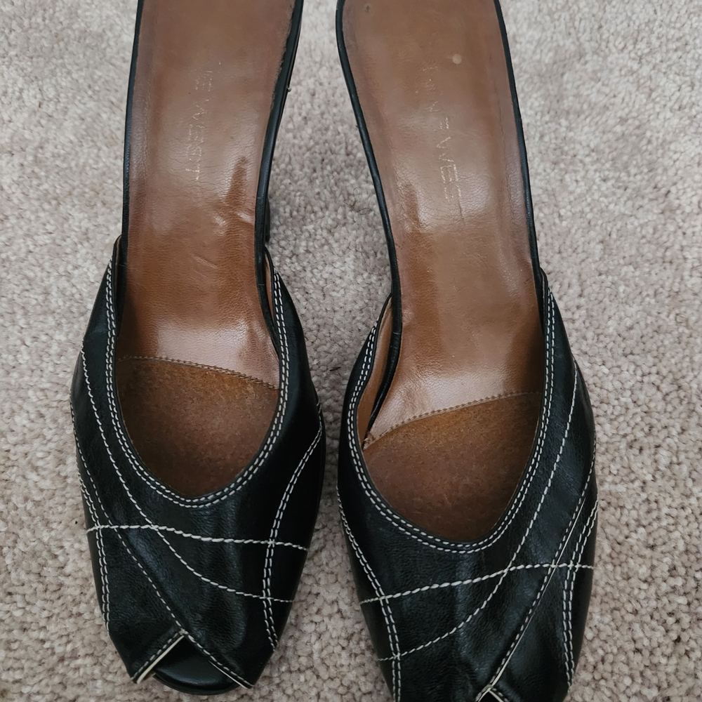 Nine West Black and Brown Heels with Classic Design